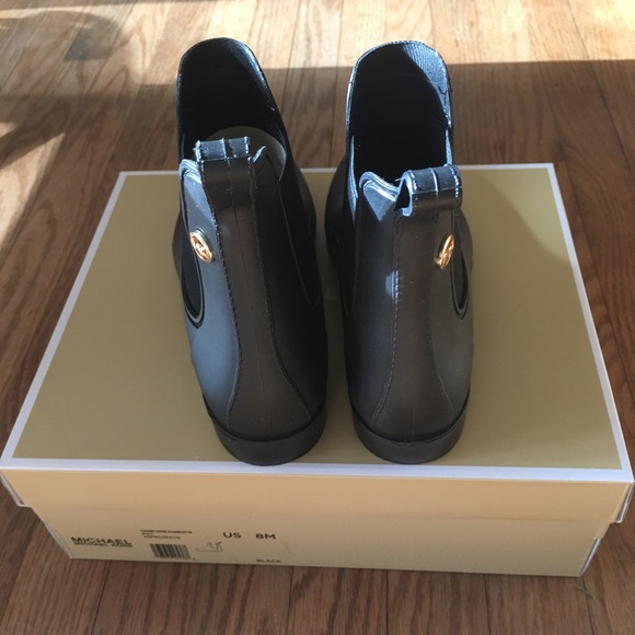 Michael Kors rain boots - Picture 3 of 7